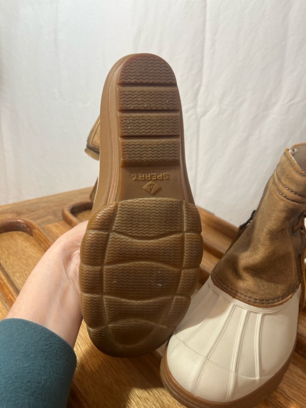 Two-Tone Duck Boots in Tan and Cream womens sperry size 8 - Picture 7 of 14